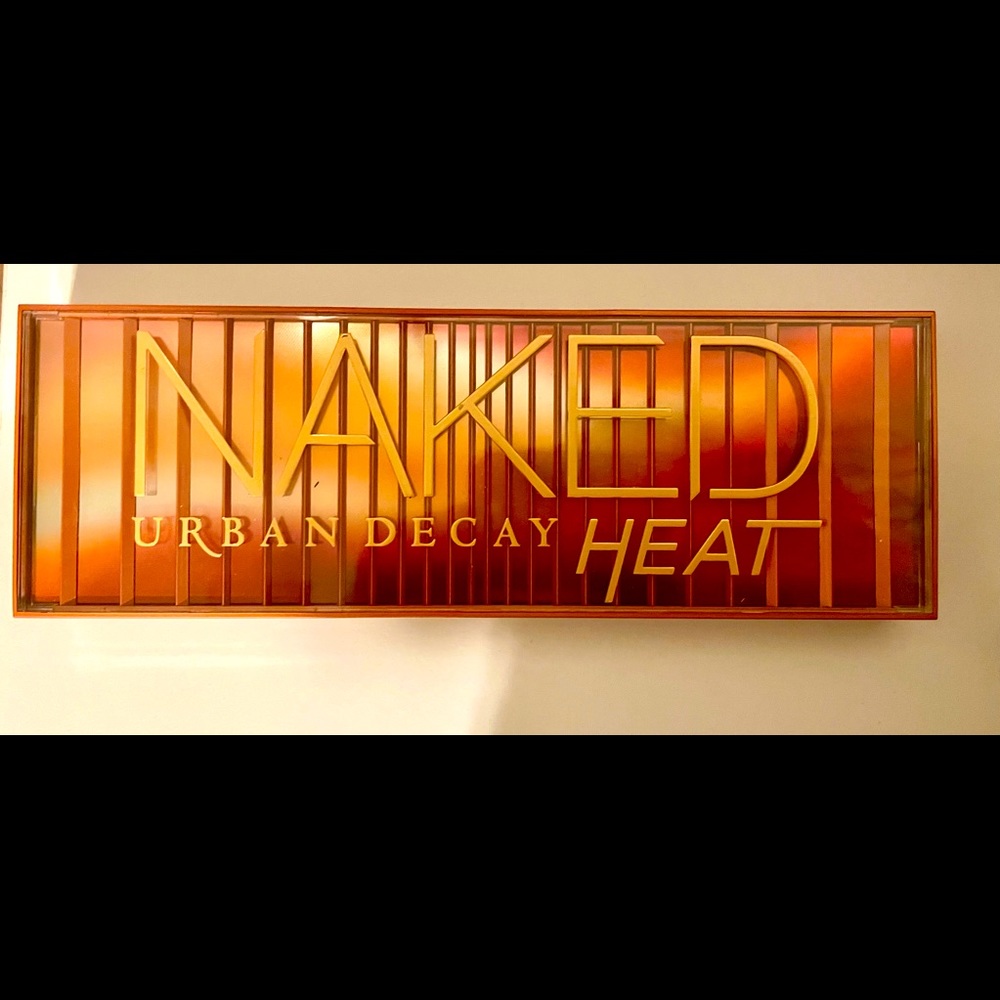 Urban Decay Naked Heat Palette